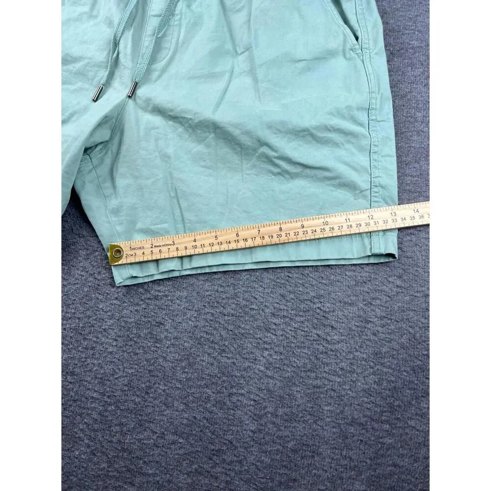 GAP Men's Shorts Size XL Light Green Casual‎